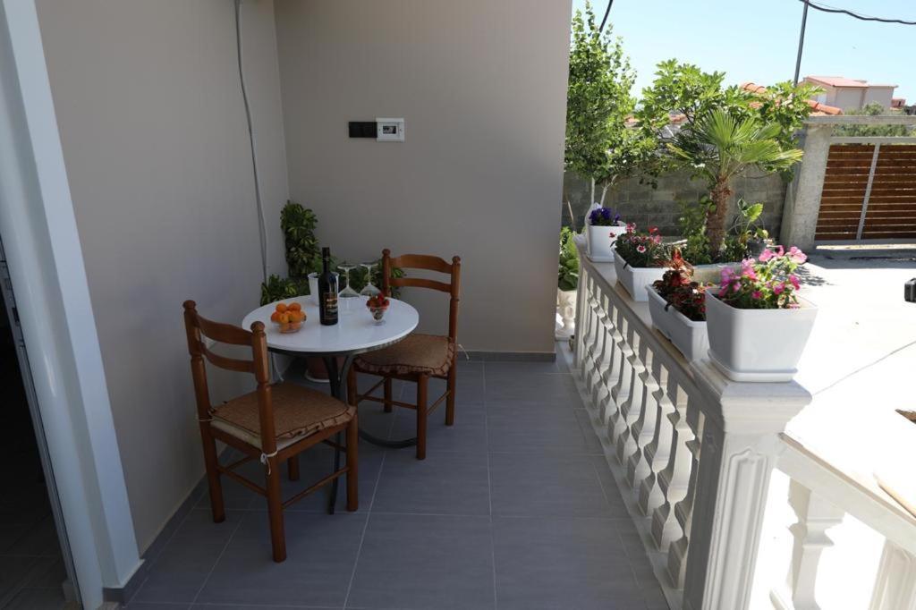 Guest House Narta Vlorë Εξωτερικό φωτογραφία