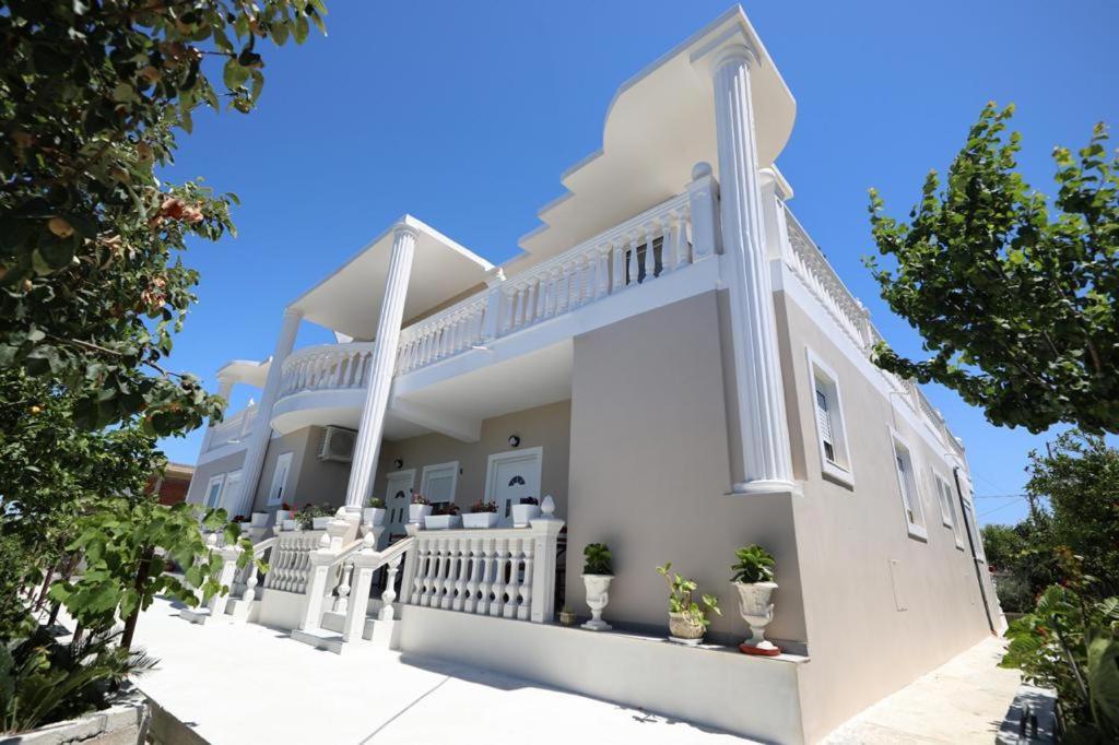 Guest House Narta Vlorë Εξωτερικό φωτογραφία